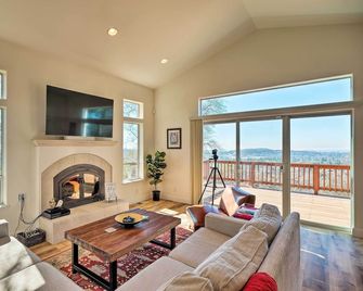 Hot Tub & Mtn Views: Peaceful Columbia Retreat! - Columbia - Sala de estar