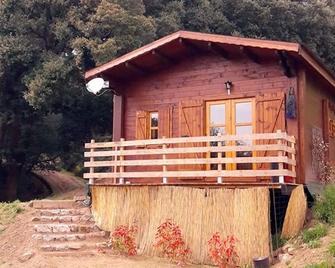 Studio in wooden chalet with mezzanine 1h15 from Ajaccio - Serra-di-Scopamene - Edificio