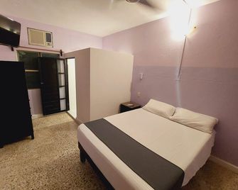 Casa de Huéspedes Juanita - Salina Cruz - Schlafzimmer