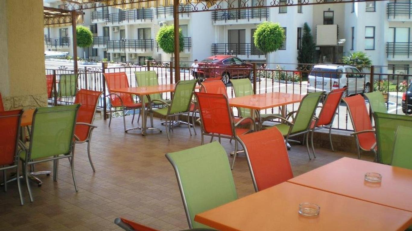 South Beach Apart Complex