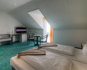 Sport- & Vital-Resort Neuer Hennings Hof - Perleberg - Camera da letto