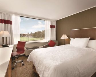 Coast Discovery Inn - Campbell River - Slaapkamer