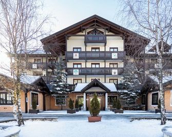 Golf Hotel - Folgaria - Building