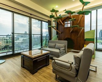 123 Hall - Wujie Township - Living room