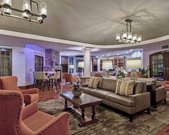 Elegant Room with Outdoor Pool, Balcony & Free Parkin in Downtown - Los Gatos - Лаунж