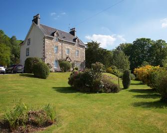 Thistle House Guest House - Cairndow - Building