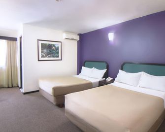 Chn Hotel Monterrey Santa Fe - Monterrey - Habitación