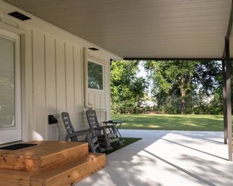 Bayou Retreat vacation rental - Thibodaux - Binnenhof