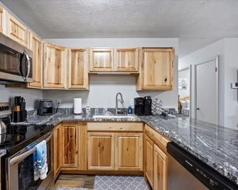 Clean, Quiet Hideaway with Private Hot Tub - Twin Falls - Küche