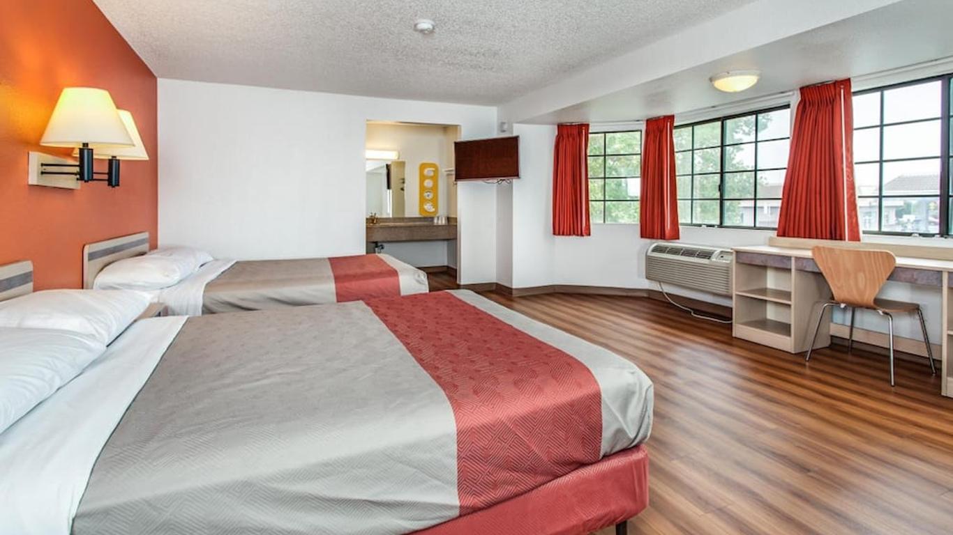 موتل 6 فيرفيليد، كاليفورنيا - نورث