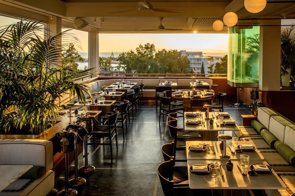 أيس هوتل آند سويم كلوب أثينس