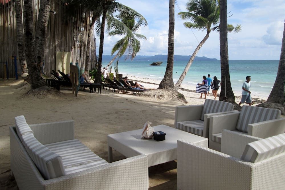 Microtel by Wyndham Boracay - בורקאי - חוף