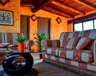 Dreams Valley B&B - Valmontone - Вітальня