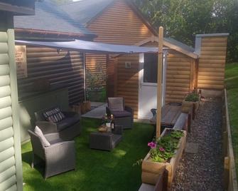 Charming lodge cosy comfortable ideal location - Blairgowrie - Patio
