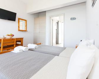 Marirena Plaz - Paralio Astros - Bedroom