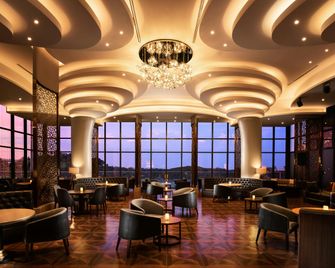 Hilton Clark Sun Valley Resort - Angeles City - Lounge