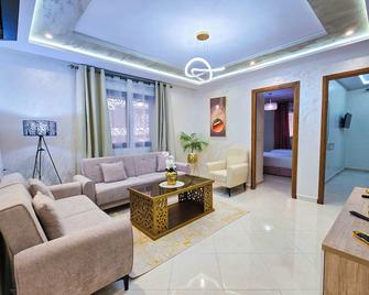 Elite Holiday Home - Luxury & Centric Flat - Tangier - Living room