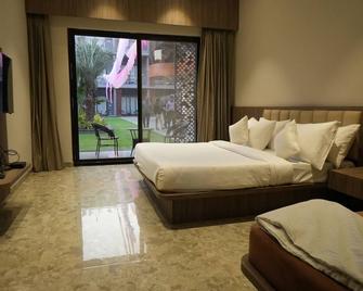Mansa Club And Resort - Ujjain - Habitación