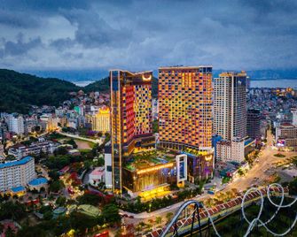 Muong Thanh Luxury Ha Long Centre II - Ha Long - Gebäude