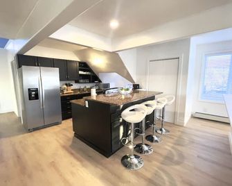 Penthouse In Heart Of Capitol Hill , Uptown - Denver - Küche