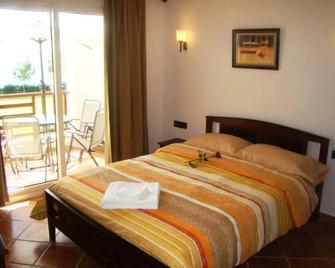 Mirador Golf Appart-hotel - Cabo Negro - Bedroom