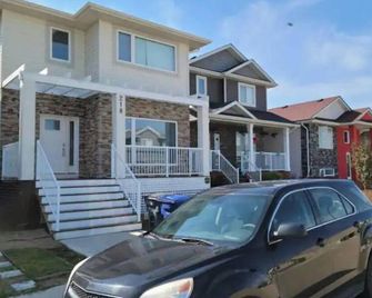 Grande Royale - Saskatoon - Gebäude