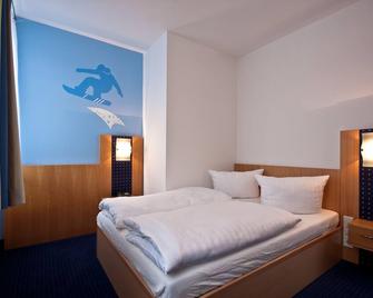 Outdoor Inn Sporthotel Steinach - Steinach - Bedroom