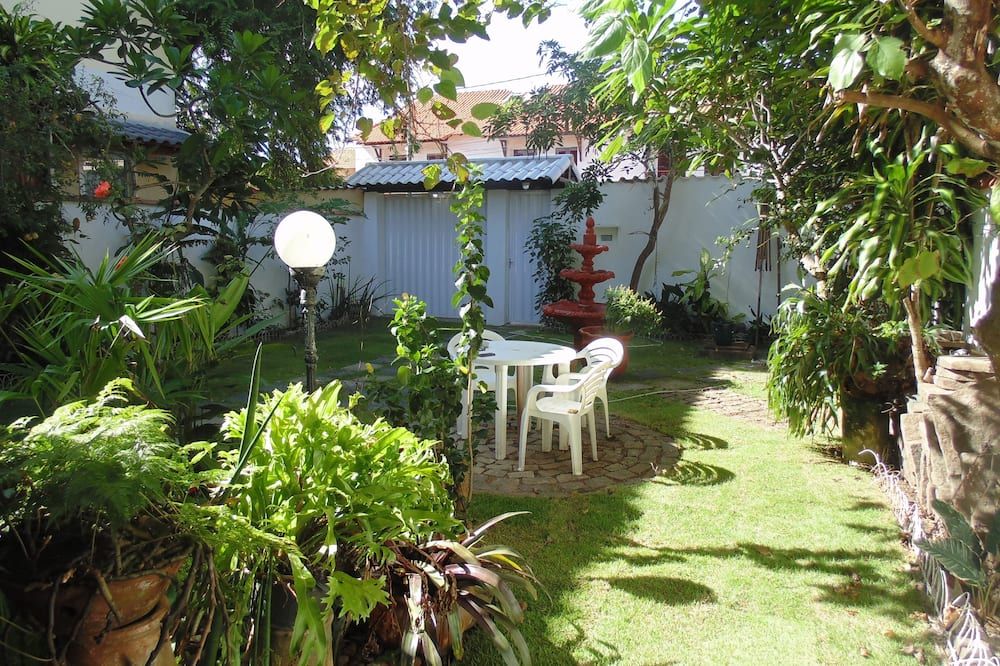 Hostel Praia Brava - אראיאל דו קאבו - פטיו