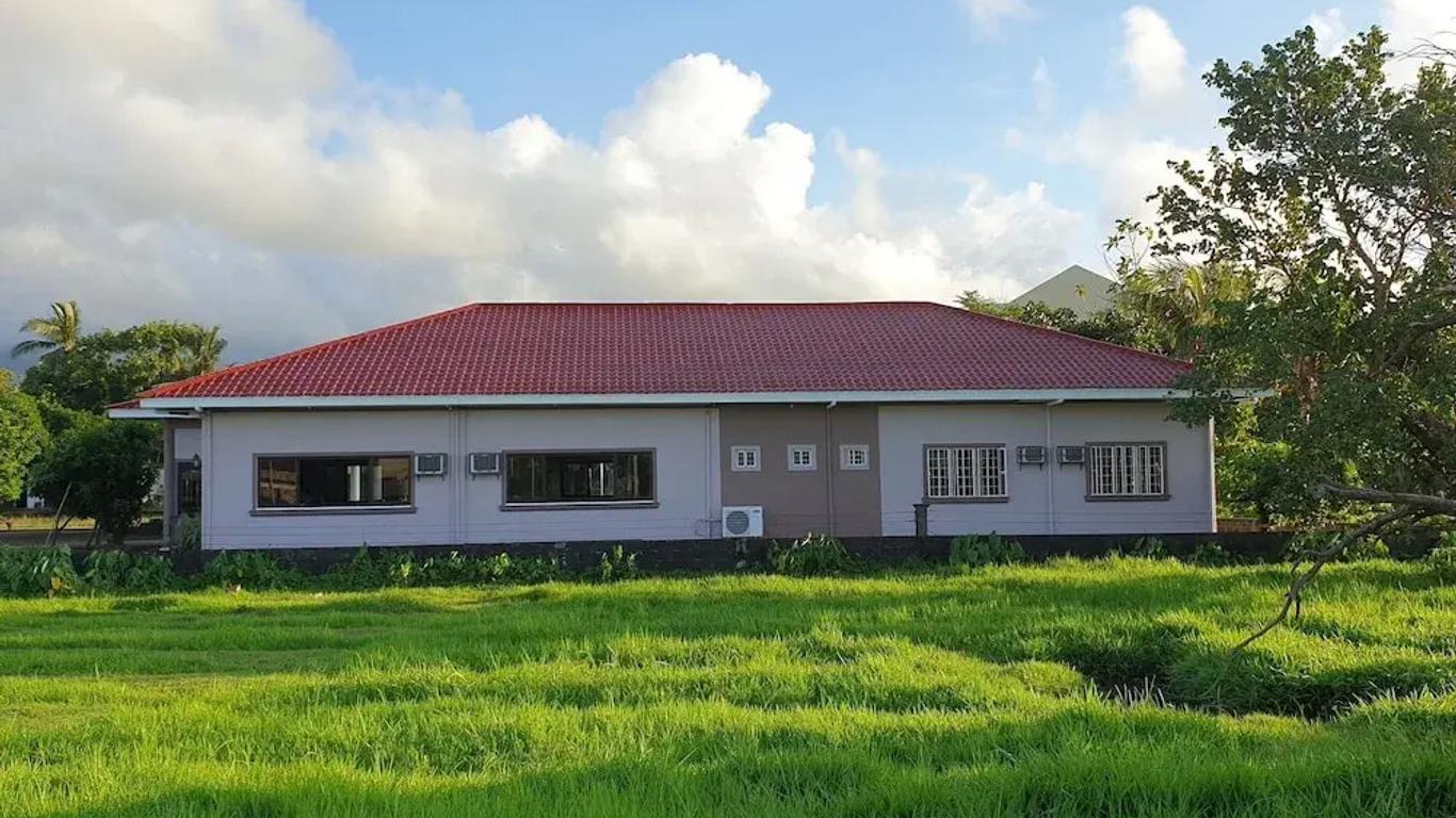 Mayon View Garden Apartelle Sa Bukid