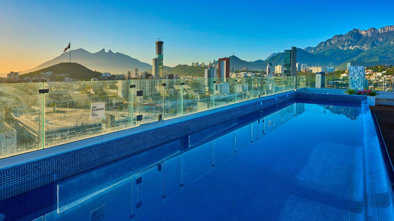 SJ Grand Hotel Monterrey