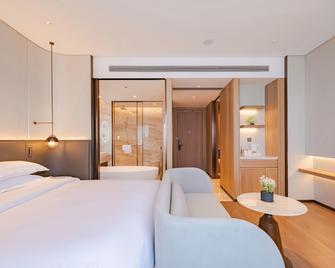 مايهوود هاي-تاي هوتل - هايكو - غرفة نوم