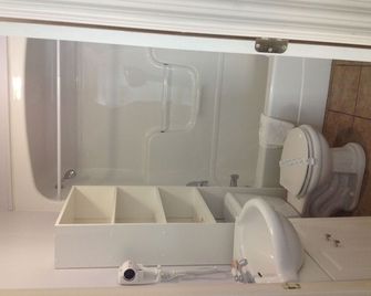 Shoreline Suites - Digby - Bad