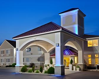 Holiday Inn Express & Suites Bluffton @ Hilton Head Area By IHG - Bluffton - Building
