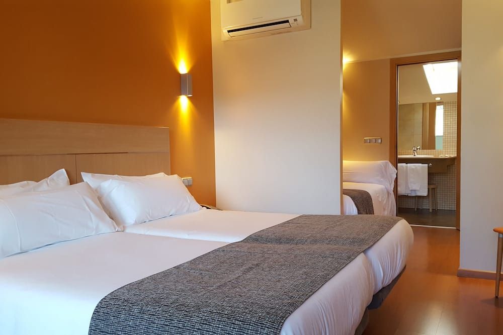 Hotel Espel - לס אסקלדס