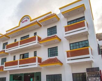 Hotel Mexico Lindo - Majahual - Building