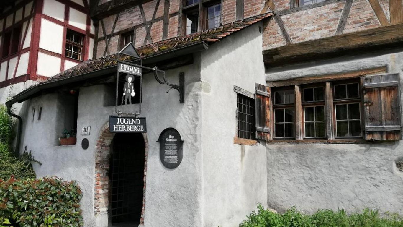 يوث هوستل فيلدكرتش