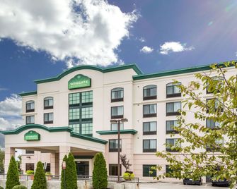 Wingate by Wyndham Richmond Short Pump - Richmond - Building