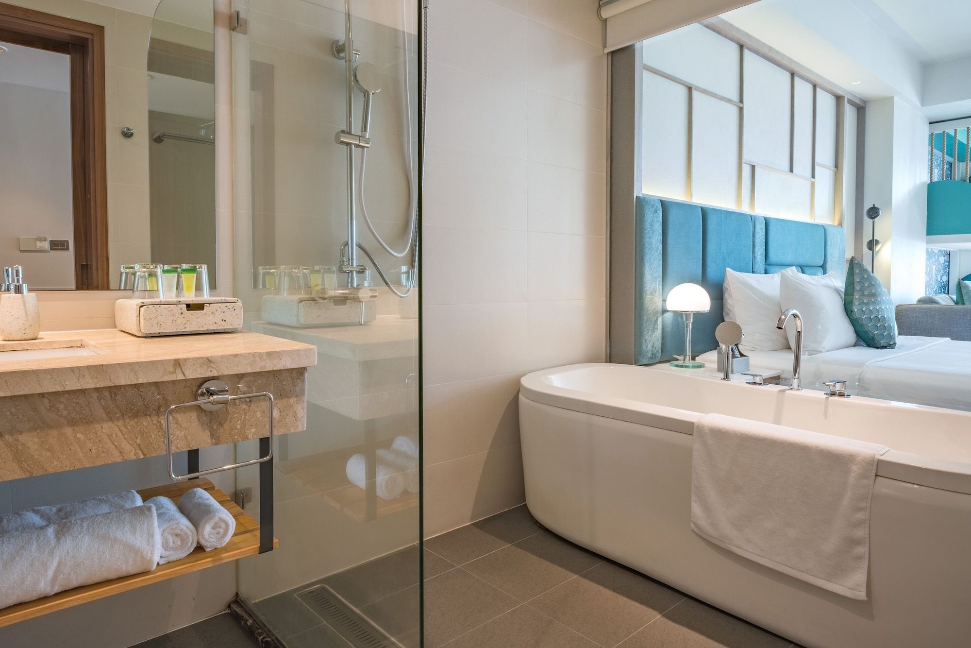 Seaesta Nha Trang Hotel - נה טראנג - חדר רחצה