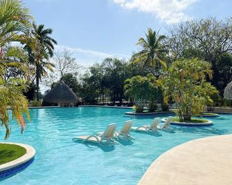 Discover Coronado's Best Area with Pool - Las Lajas (Panamá) - Piscina