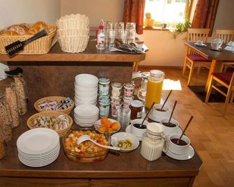 Haus Guggenberger - Liesing - Buffet
