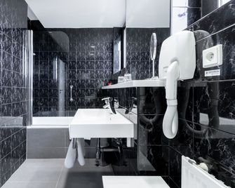 Hotel Expo - Praga - Baño