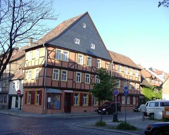 Hostel Vorharz Quedlinburg - Quedlinburg - Building