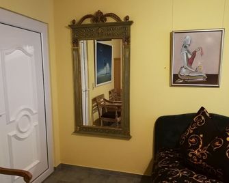 Felixanum Hotel & Galerie - Isernhagen - Servicio de la habitación