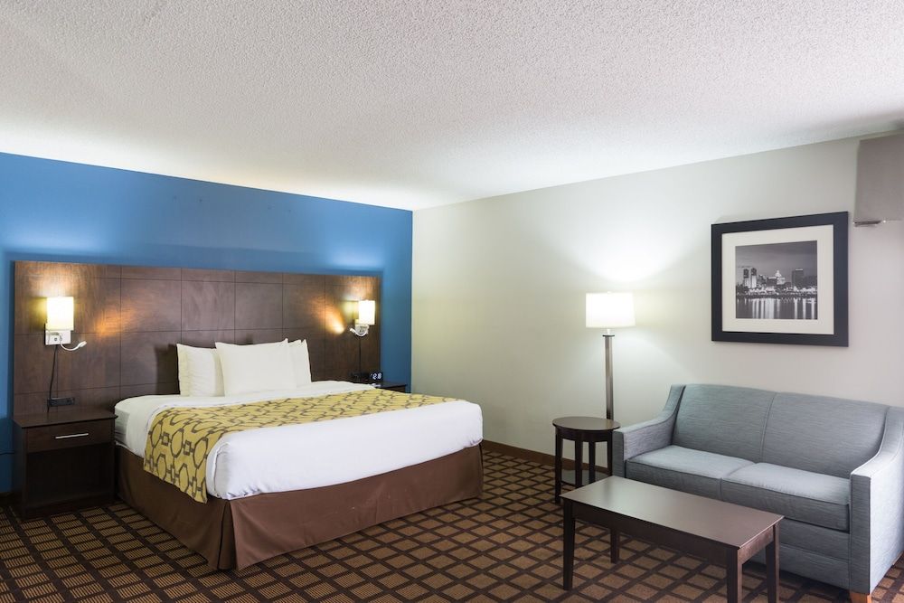 Bedroom view of Baymont by Wyndham Morton