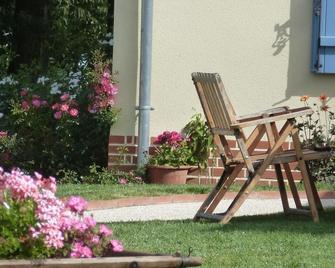 Les Charmilles - Auchy-la-Montagne - Patio