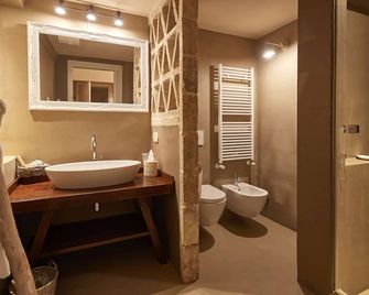 Borgo San Gaetano - Bernalda - Baño