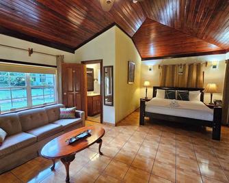 Kikiwitz Resort - Belmopán - Habitación