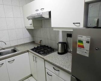 Comfortable Apartement With Excellente Location - Las Condes - Kitchen