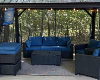 Serene Forest Lodge I Adventure Meets Serenity - Madison - Patio