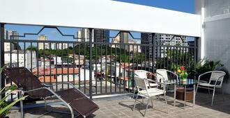 Machado's Plaza Hotel - Belém - Balkon